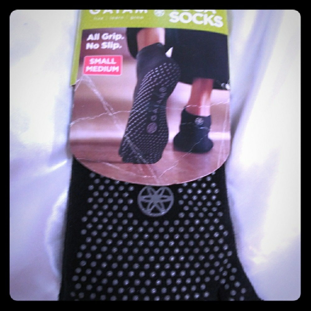 Gaiam Yoga Blaxk Socks Small/Medium